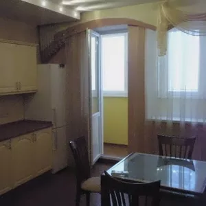 Продам 3-комнатную квартиру по ул. Московский тракт