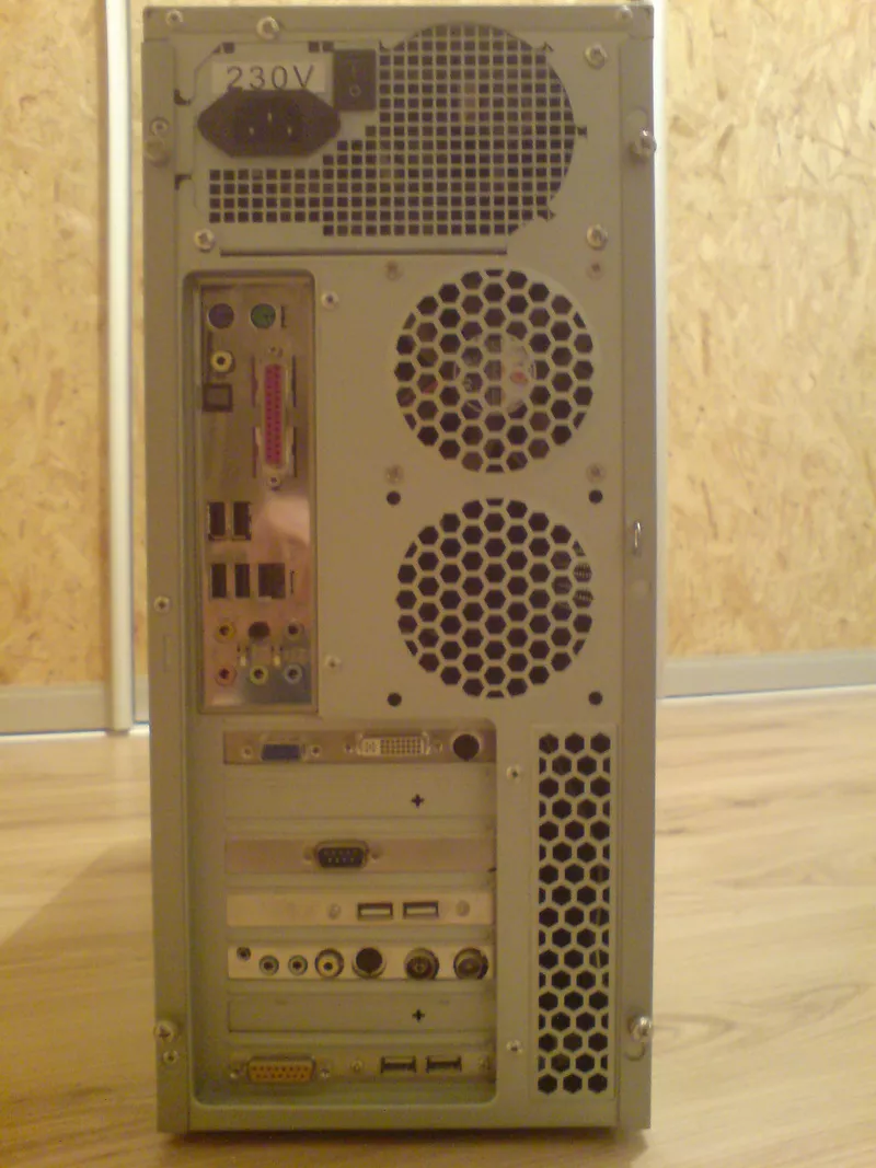 Компьютер Athlon3000+1800MHz/GeForce6600 256Mb/1Gb ОЗУ(DDR)/DVDR+RW/TV 2
